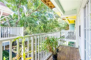 827 Grove St N, Saint Petersburg, FL 33701 - Photo 21