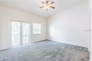 827 Grove St N, Saint Petersburg, FL 33701 - Photo 13