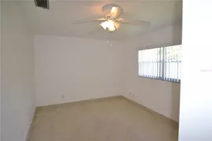 2357 White Oak Cir, Clearwater, FL 33763 - Photo 13