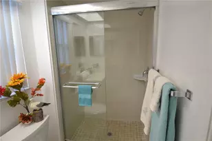 2357 White Oak Cir, Clearwater, FL 33763 - Photo 21