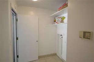 2357 White Oak Cir, Clearwater, FL 33763 - Photo 23