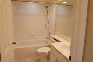 1200 Country Club Dr, Largo, FL 33771 - Photo 23