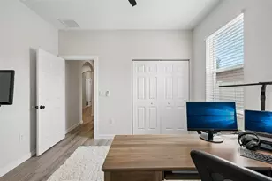 4277 43rd Ave N, Saint Petersburg, FL 33714 - Photo 47