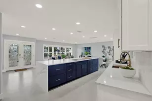 11577 48th Ave N, Saint Petersburg, FL 33708 - Photo 5