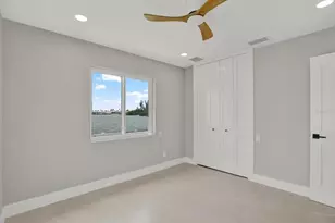 11577 48th Ave N, Saint Petersburg, FL 33708 - Photo 29