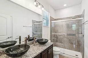 11525 Southern Creek Dr, Gibsonton, FL 33534 - Photo 23