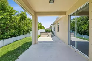 11525 Southern Creek Dr, Gibsonton, FL 33534 - Photo 29