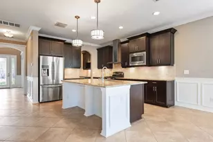 11402 Estuary Preserve Dr, Riverview, FL 33569 - Photo 9