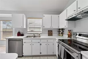 418 Henderson Ave, Seffner, FL 33584 - Photo 43