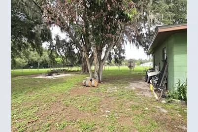 912 Pearl Mary Circle, Plant City, FL 33566 - Photo 17
