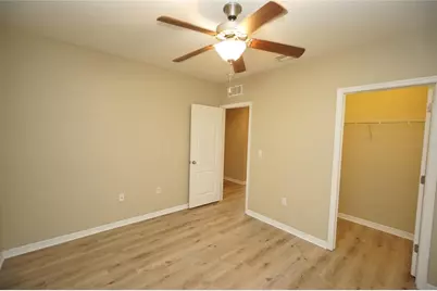 13107 Canopy Creek Drive, Tampa, FL 33625 - Photo 9