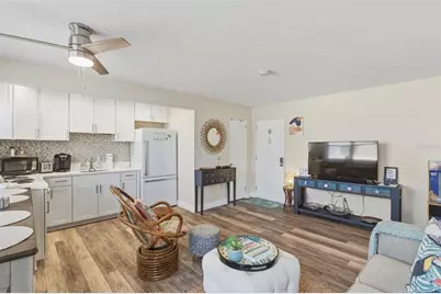 6800 Sunset Way #106, Saint Pete Beach, FL 33706 - Photo 5