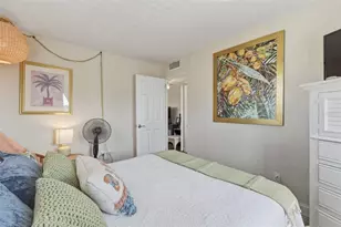 6800 Sunset Way, Saint Pete Beach, FL 33706 - Photo 17