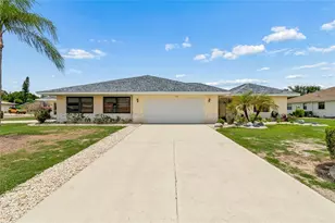 1915 W Del Webb Blvd, Sun City Center, FL 33573 - Photo 1