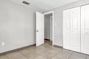 3003 Cord St, Tampa, FL 33605 - Photo 17