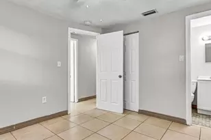 3003 Cord St, Tampa, FL 33605 - Photo 11