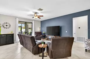 13242 Satin Lily Dr, Riverview, FL 33579 - Photo 11