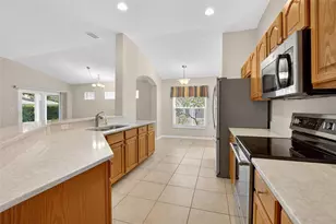 1149 Corinth Greens Dr, Sun City Center, FL 33573 - Photo 5