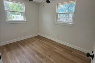 4930 72nd St N, Saint Petersburg, FL 33709 - Photo 3
