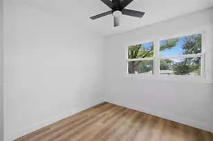 2102 E Howell St, Tampa, FL 33610 - Photo 23