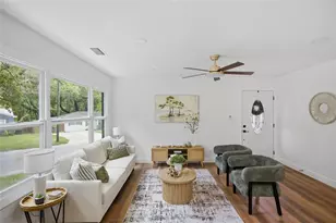 2102 E Howell St, Tampa, FL 33610 - Photo 11