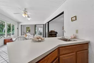 2015 Berry Roberts Dr, Sun City Center, FL 33573 - Photo 25