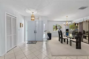 2015 Berry Roberts Dr, Sun City Center, FL 33573 - Photo 11