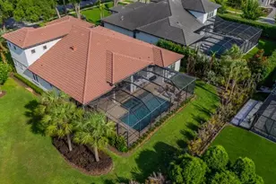 5201 Alafia Falls Dr, Lithia, FL 33547 - Photo 73