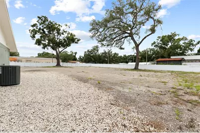 7604 E Broadway Avenue, Tampa, FL 33619 - Photo 11