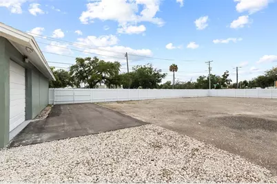 7604 E Broadway Avenue, Tampa, FL 33619 - Photo 9