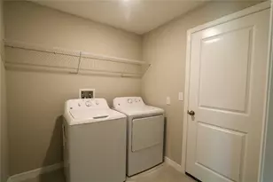 7154 Samuel Ivy Dr, Tampa, FL 33619 - Photo 15