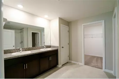 7154 Samuel Ivy Drive, Tampa, FL 33619 - Photo 9