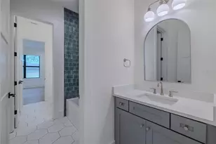 4608 W El Prado Blvd, Tampa, FL 33629 - Photo 33