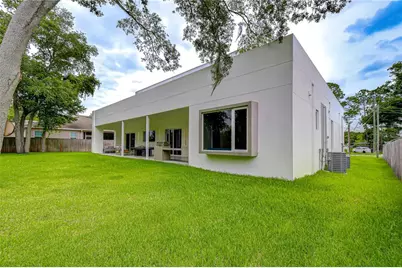 6805 New York Drive, Tampa, FL 33619 - Photo 47