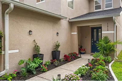 11913 Mango Groves Boulevard, Seffner, FL 33584 - Photo 9