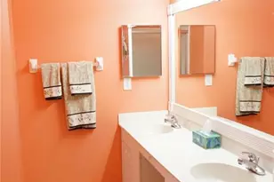 652 McDaniel St, Sun City Center, FL 33573 - Photo 23