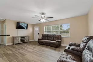 5501 82nd Ave N, Pinellas Park, FL 33781 - Photo 7
