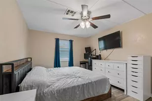 5501 82nd Ave N, Pinellas Park, FL 33781 - Photo 21