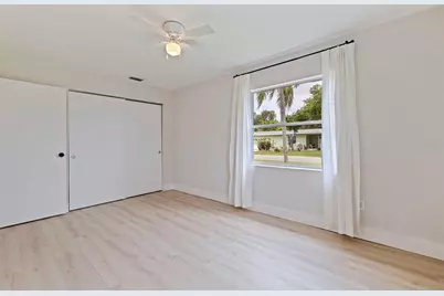 4191 Cherry Street NE, Saint Petersburg, FL 33703 - Photo 27