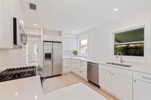 4191 Cherry St NE, Saint Petersburg, FL 33703 - Photo 17