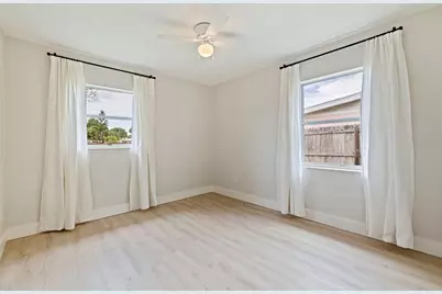4191 Cherry Street NE, Saint Petersburg, FL 33703 - Photo 23