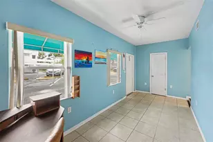 5855 18th St N, Saint Petersburg, FL 33714 - Photo 17