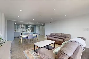 400 Island Way, Clearwater Beach, FL 33767 - Photo 3