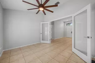4021 Lithia Ridge Blvd, Valrico, FL 33596 - Photo 9