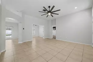 4021 Lithia Ridge Blvd, Valrico, FL 33596 - Photo 7