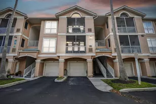 4304 Bay Club Cir, Tampa, FL 33607 - Photo 1