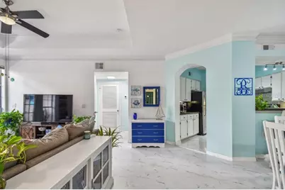 4304 Bay Club Circle #4304, Tampa, FL 33607 - Photo 7