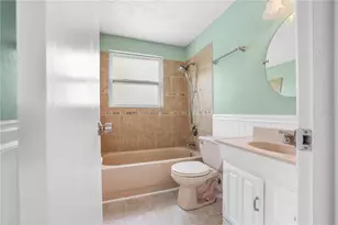 6324 Florida Cir W, Apollo Beach, FL 33572 - Photo 17