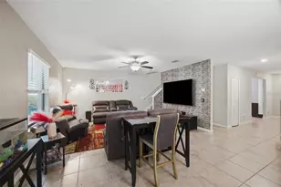 3035 Moulden Hollow Dr, Zephyrhills, FL 33540 - Photo 7