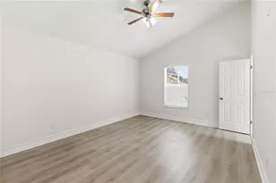 8055 Lesia Cir, Orlando, FL 32835 - Photo 13